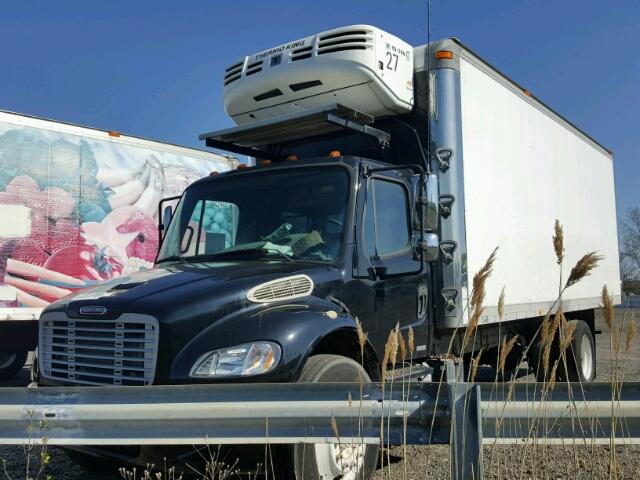 1FVACWDC66HW36147 - 2006 FREIGHTLINER M2 106 MED BLACK photo 2