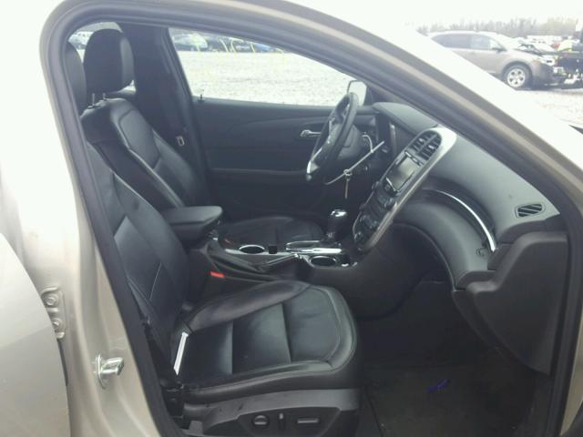 1G11E5SA8GF138233 - 2016 CHEVROLET MALIBU LIM 金色 照片 5