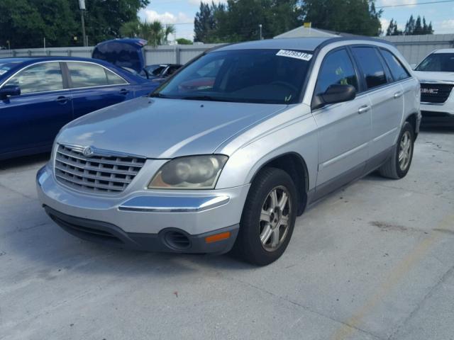 2C4GM68464R555608 - 2004 CHRYSLER PACIFICA SILVER photo 2