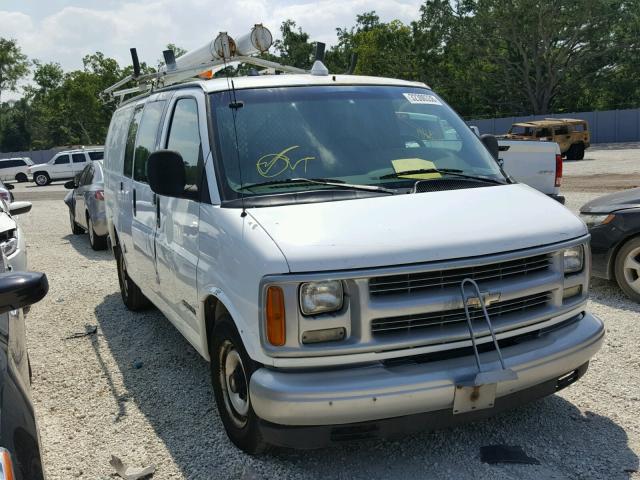 1GCFG25W8Y1259646 - 2000 CHEVROLET EXPRESS G2 WHITE photo 1