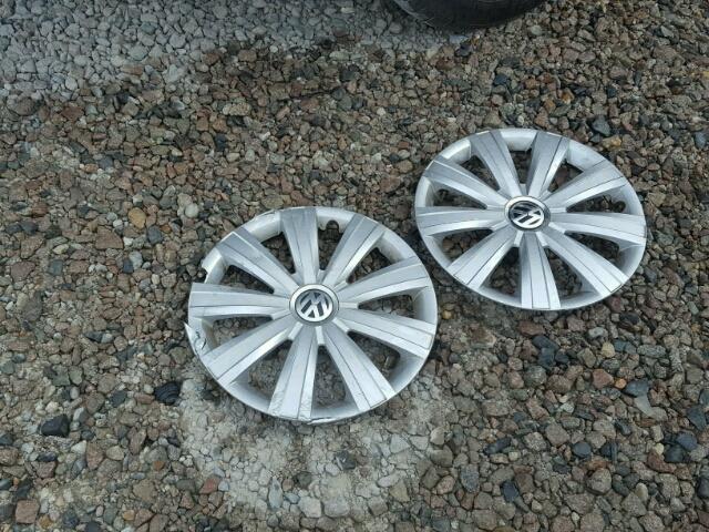 3VW2K7AJ9EM225876 - 2014 VOLKSWAGEN JETTA BASE Սպիտակ լուսանկար 9