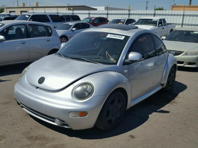 3VWCA21CXXM447213 - 1999 VOLKSWAGEN NEW BEETLE SILVER photo 2