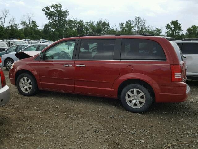 2A8HR54P28R103668 - 2008 CHRYSLER TOWN & COU RED photo 9