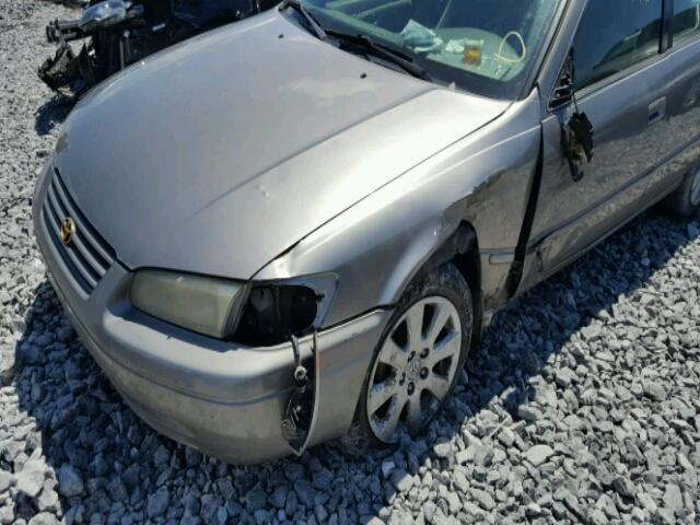 4T1BG22K9VU164700 - 1997 TOYOTA CAMRY CE/L GRAY photo 9