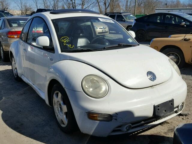 3VWCD21C1YM474700 - 2000 VOLKSWAGEN NEW BEETLE 白色 照片 1