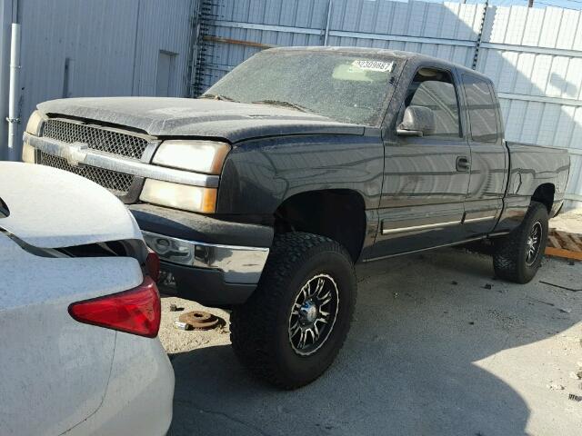 2GCEC19T441225905 - 2004 CHEVROLET SILVERADO GRAY photo 2