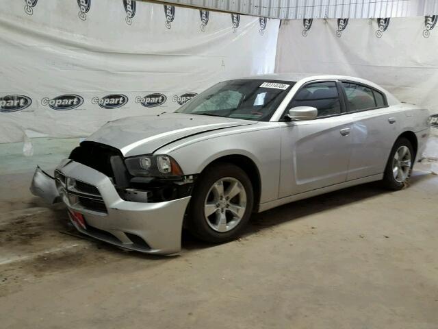 2C3CDXBGXCH276033 - 2012 DODGE CHARGER SILVER photo 2