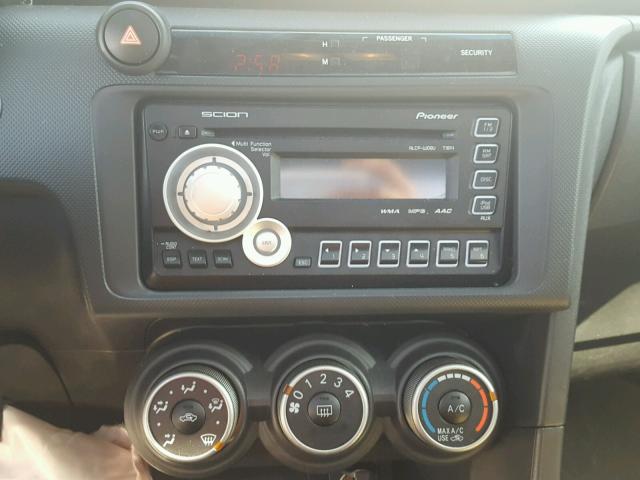 JTKJF5C78B3000864 - 2011 TOYOTA SCION TC 银色 照片 9