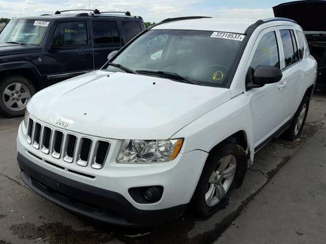 1J4NT1FA7BD264924 - 2011 JEEP COMPASS SP WHITE photo 2