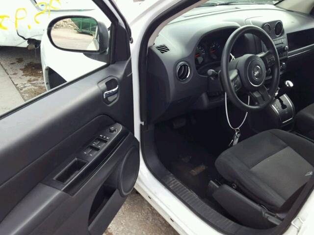 1J4NT1FA7BD264924 - 2011 JEEP COMPASS SP WHITE photo 9