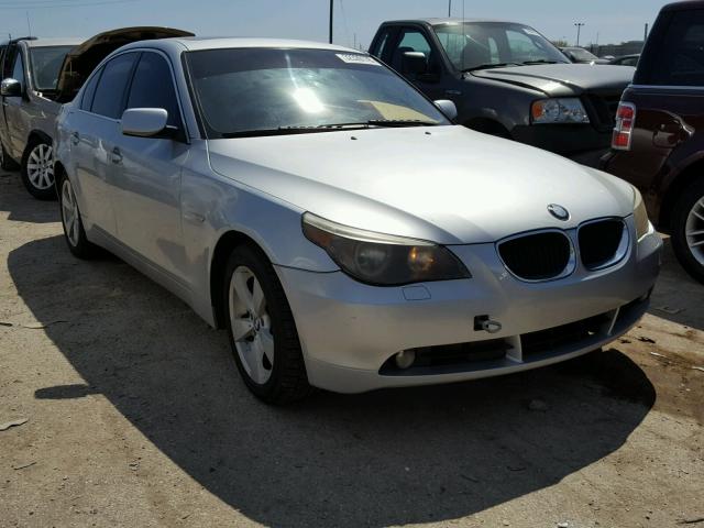 WBANF33556CS34863 - 2006 BMW 525 XI Күміс фото 1