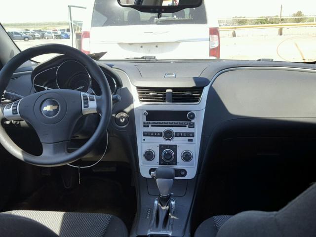 1G1ZC5EB8AF224906 - 2010 CHEVROLET MALIBU 1LT SILVER photo 9