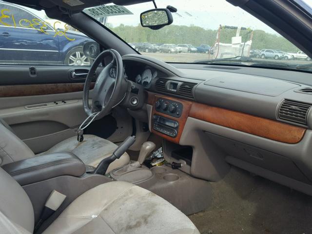 1C3EL65R45N707656 - 2005 CHRYSLER SEBRING LI GRAY photo 5