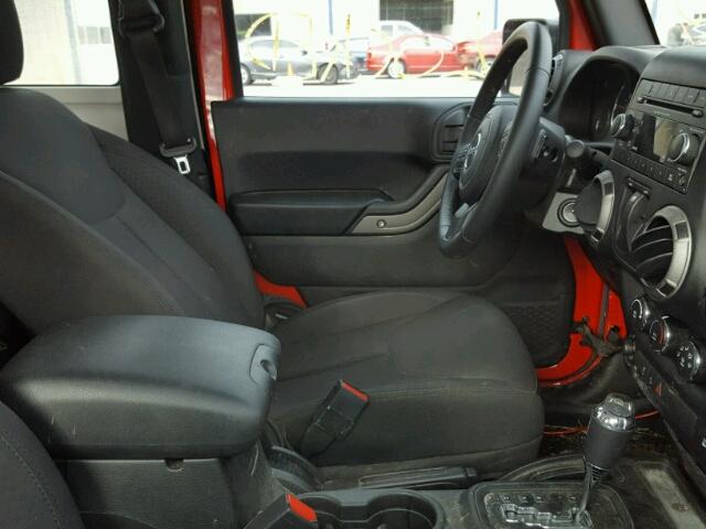 1C4AJWAG7HL519296 - 2017 JEEP WRANGLER S RED photo 5