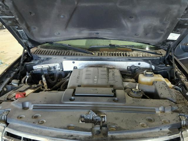 5LMFU27597LJ08243 - 2007 LINCOLN NAVIGATOR შავი ფოტო 7