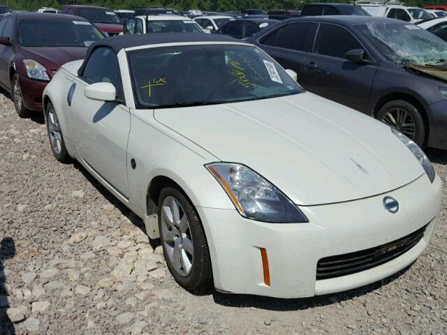 JN1AZ36A64T014942 - 2004 NISSAN 350Z ROADS WHITE photo 1