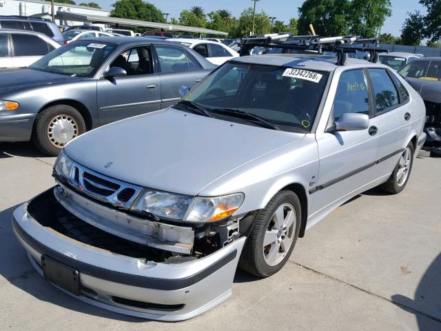 YS3DF58K227015945 - 2002 SAAB 9-3 SE SILVER photo 2