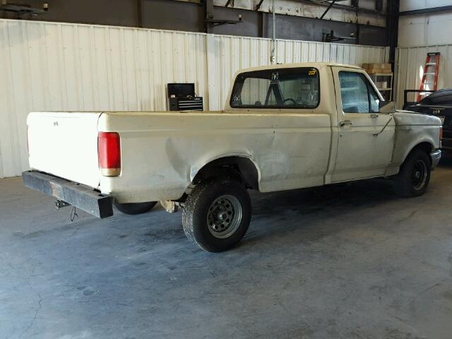 1FTEF15N4KLA10823 - 1989 FORD F150 WHITE photo 4