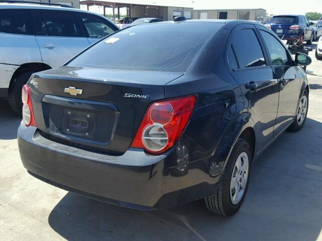 1G1JA5SH7F4138095 - 2015 CHEVROLET SONIC LS 黑色 照片 4