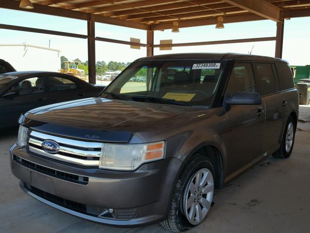 2FMDK51C89BA07240 - 2009 FORD FLEX SE GRAY photo 2