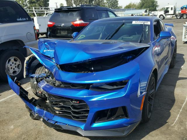 1G1FK1R63J0101657 - 2018 CHEVROLET CAMARO ZL1 蓝色 照片 2