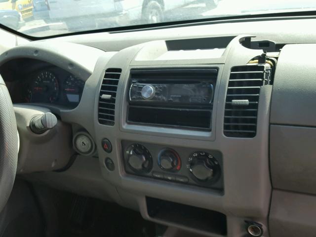 1N6AD07U56C411450 - 2006 NISSAN FRONTIER C GRAY photo 9