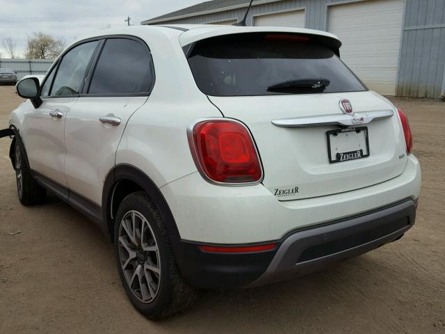 ZFBCFYET7GP349710 - 2016 FIAT 500X TREKK WHITE photo 3