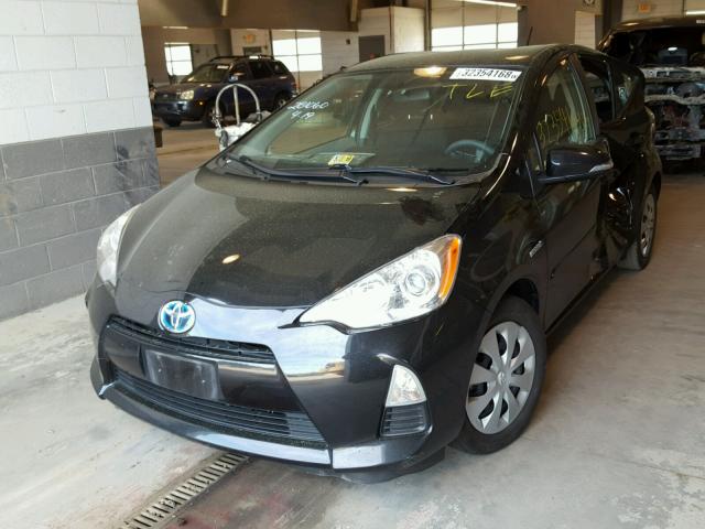 JTDKDTB39E1063752 - 2014 TOYOTA PRIUS C BLACK photo 2