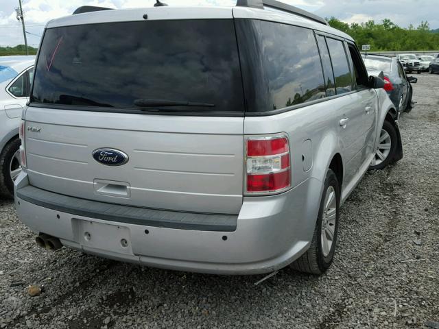 2FMGK5BC8BBD32181 - 2011 FORD FLEX SE SILVER photo 4