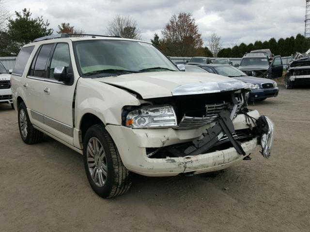 5LMFU28598LJ20375 - 2008 LINCOLN NAVIGATOR WHITE photo 1