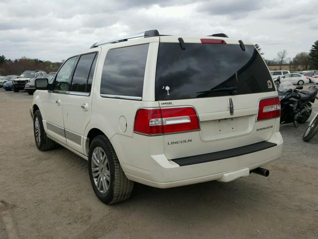 5LMFU28598LJ20375 - 2008 LINCOLN NAVIGATOR WHITE photo 3