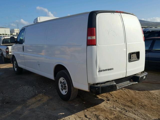 1GTHG39V571132691 - 2007 GMC SAVANA G35 WHITE photo 3