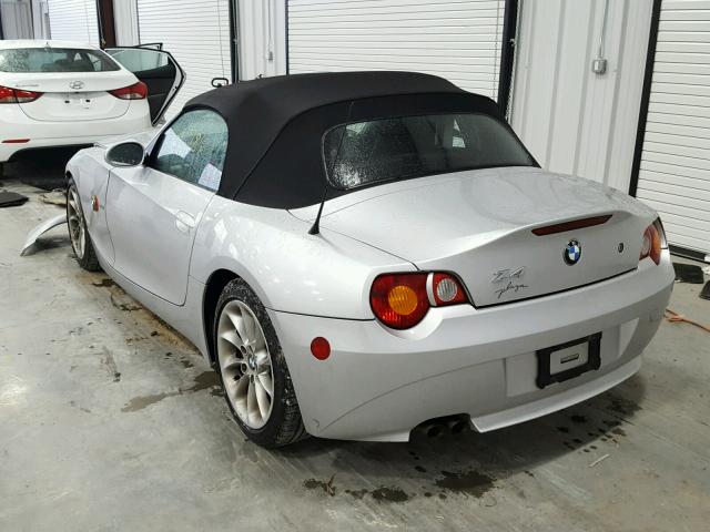 4USBT33463LS41154 - 2003 BMW Z4 2.5 SILVER photo 3