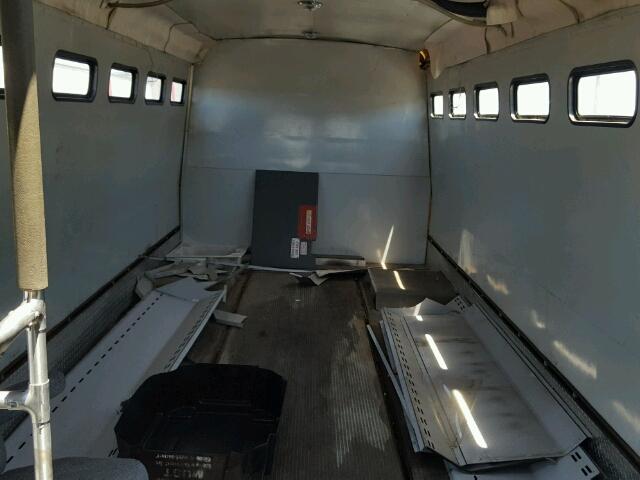 1FVACWCT85HU10983 - 2005 FREIGHTLINER M2 WHITE photo 6