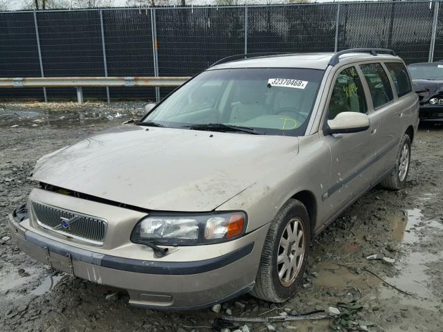 YV1SW61R422216376 - 2002 VOLVO V70 TAN photo 2