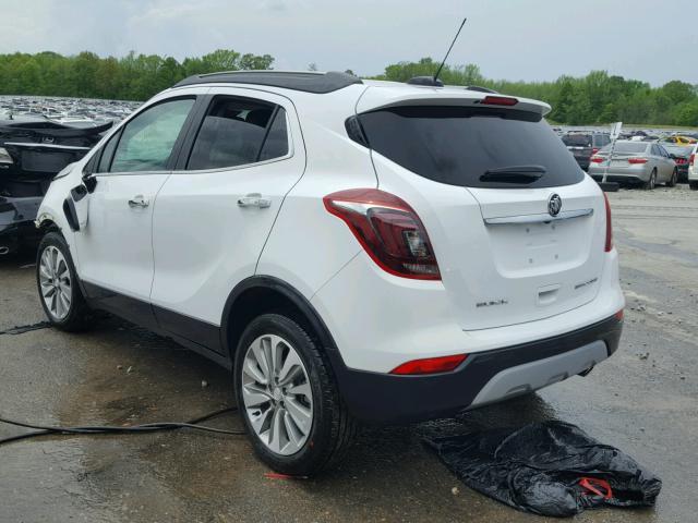 KL4CJASB3JB519946 - 2018 BUICK ENCORE PRE WHITE photo 3