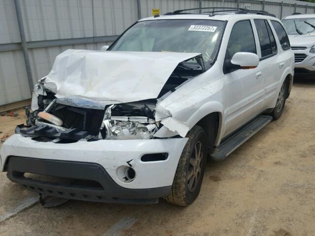 5GAES13M552302739 - 2005 BUICK RAINIER CX WHITE photo 2