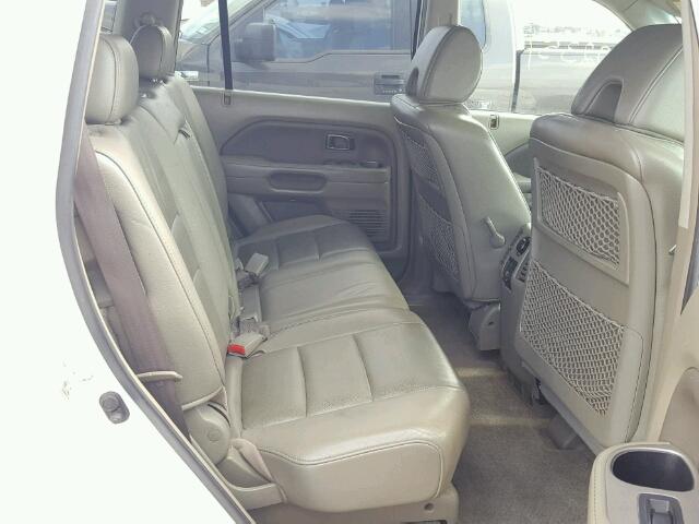 2HKYF18546H542964 - 2006 HONDA PILOT WHITE photo 6