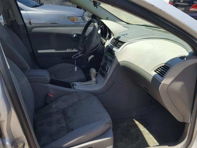 1G1ZB5EB5AF314095 - 2010 CHEVROLET MALIBU LS 银色 照片 5