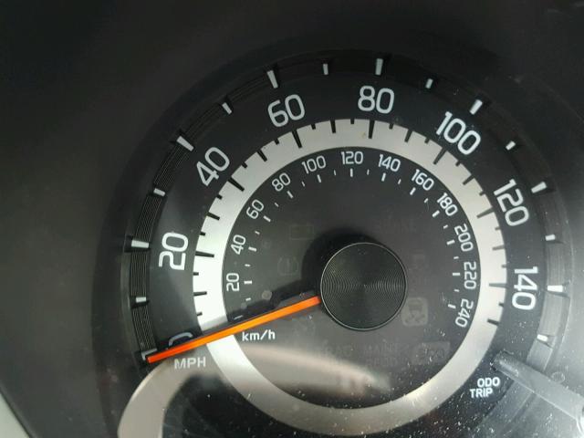 JTKJF5C76B3002838 - 2011 TOYOTA SCION TC 银色 照片 8