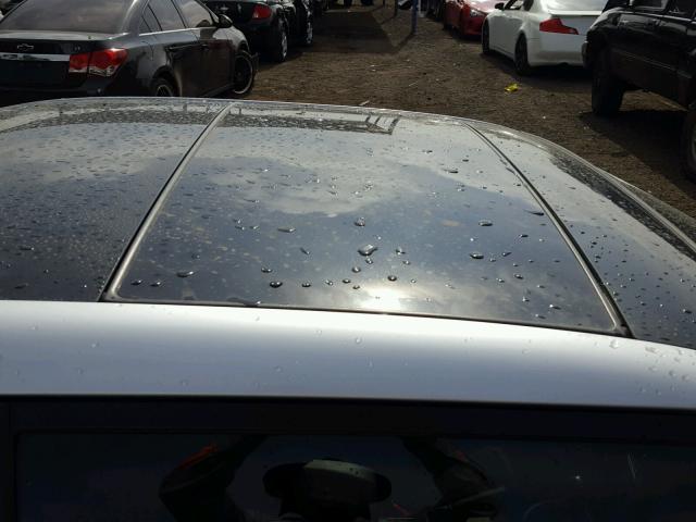 JTKJF5C76B3002838 - 2011 TOYOTA SCION TC 银色 照片 9