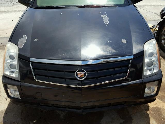 1GYEE637050218220 - 2005 CADILLAC SRX BLACK photo 7