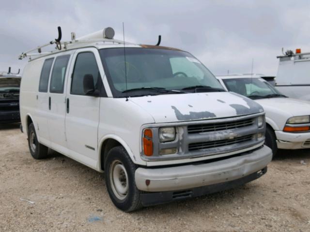 1GCFG25W811130232 - 2001 CHEVROLET EXPRESS G2 WHITE photo 1