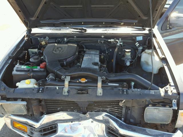 1N6SD11S3TC375898 - 1996 NISSAN TRUCK BASE GRAY photo 7