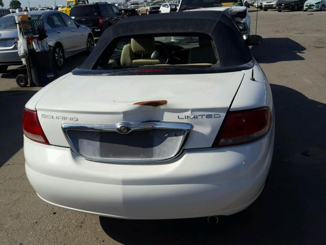 1C3EL65R62N108608 - 2002 CHRYSLER SEBRING LI WHITE photo 9