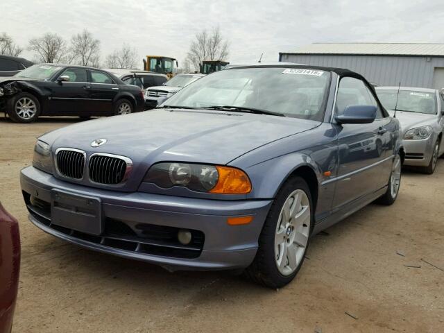 WBABS334X1JY50519 - 2001 BMW 325 CI BLUE photo 2