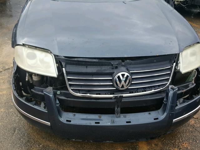 WVWVD63B63E140782 - 2003 VOLKSWAGEN PASSAT GLS BLUE photo 9