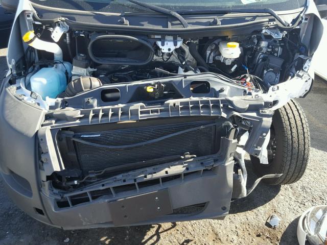 3C6TRVAG9JE103977 - 2018 RAM PROMASTER 白色 照片 7