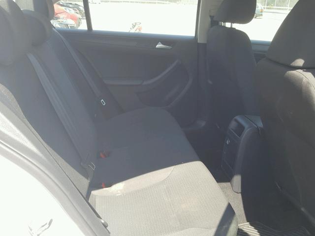 3VW2K7AJXFM352380 - 2015 VOLKSWAGEN JETTA BASE 白色 照片 6