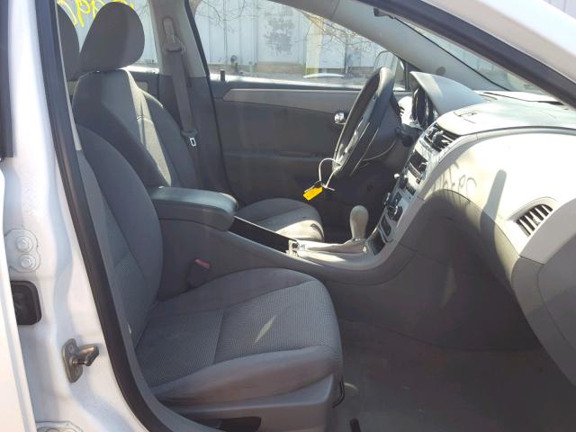 1G1ZC5E07AF182436 - 2010 CHEVROLET MALIBU 1LT SILVER photo 5